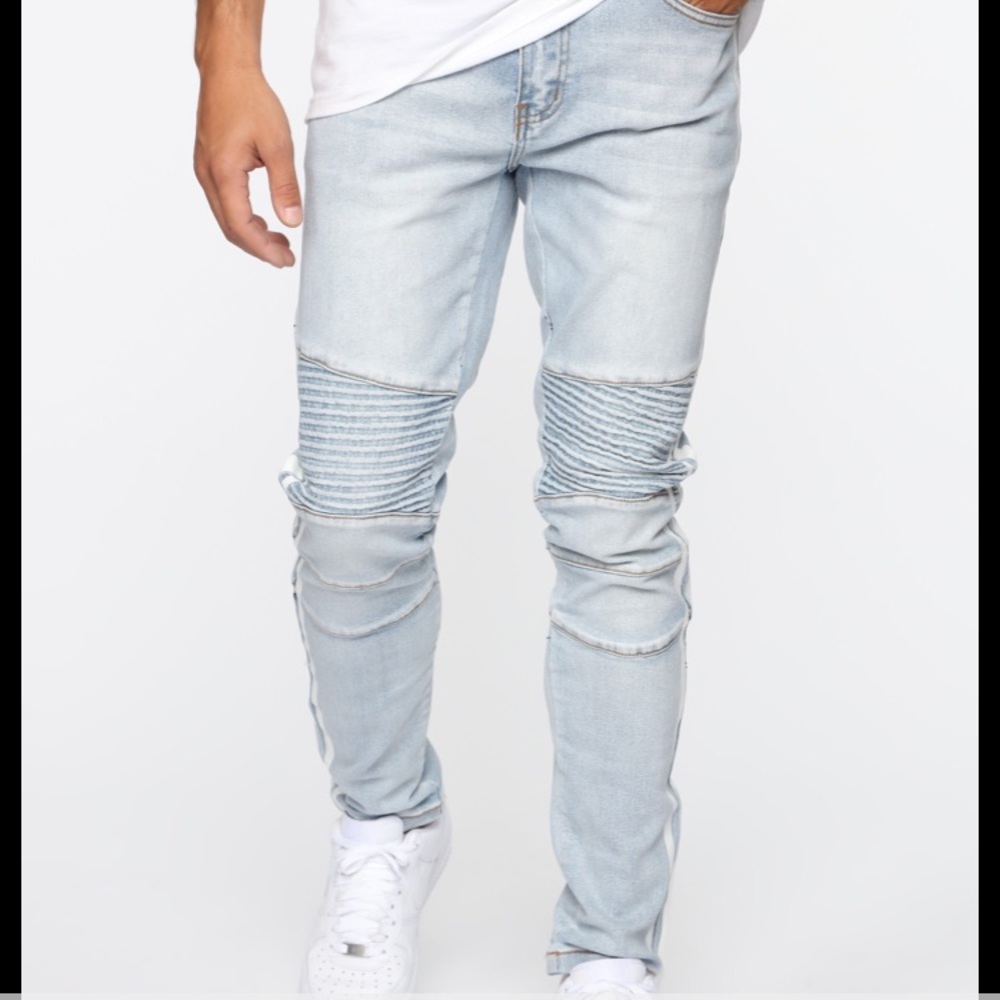 Fashion Nova Mens’ MPH Striped Moto Skinny Jean LW